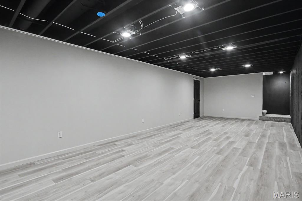 406 Meyer Avenue Property Photo 24