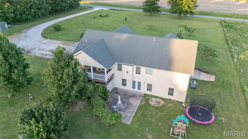 16759 Route E Property Photo 9