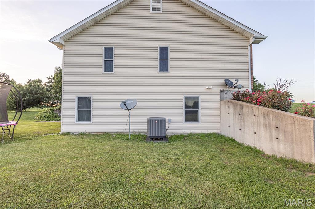16759 Route E Property Photo 28