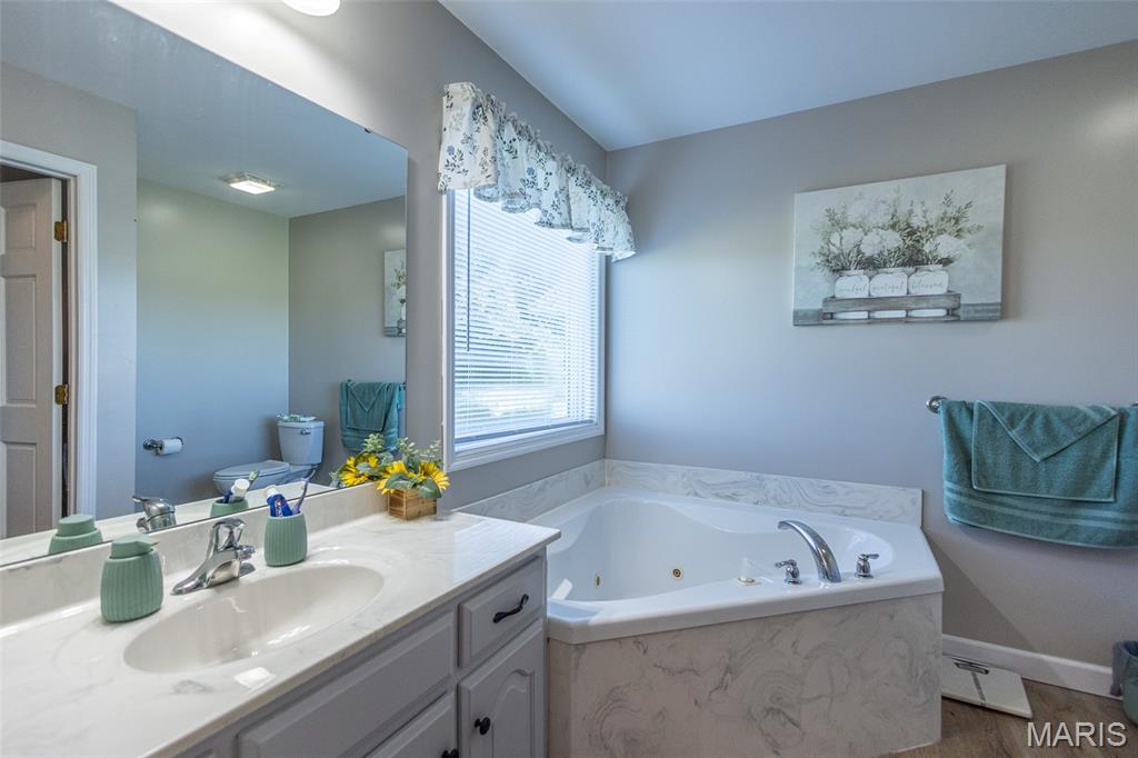 16759 Route E Property Photo 42