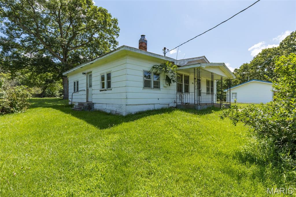 1901 & 1911 Howell Road Property Photo 4