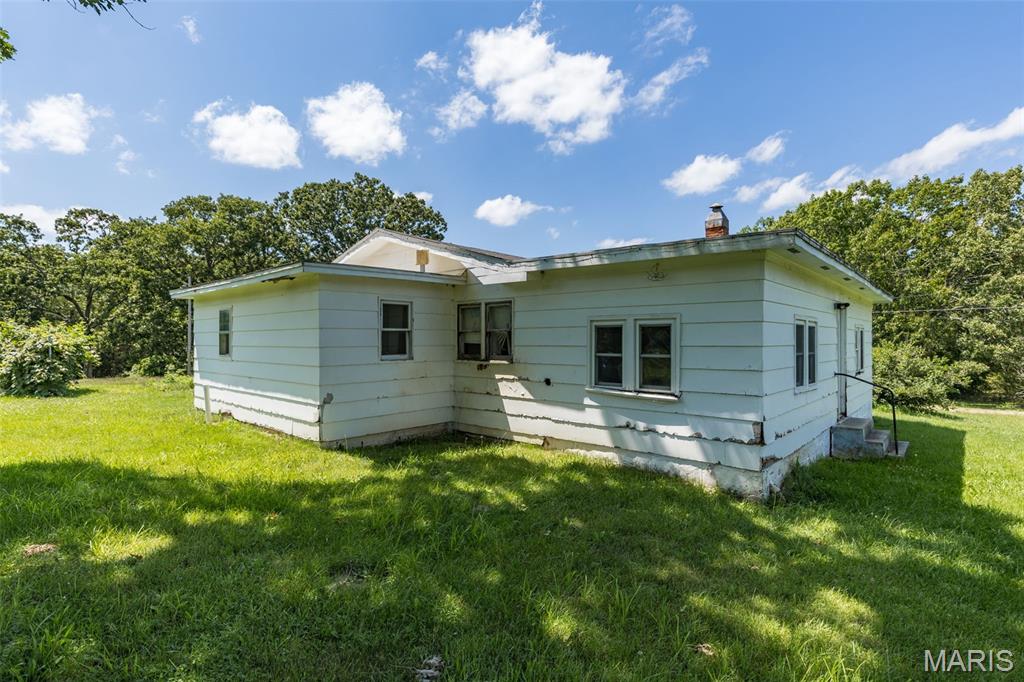 1901 & 1911 Howell Road Property Photo 6