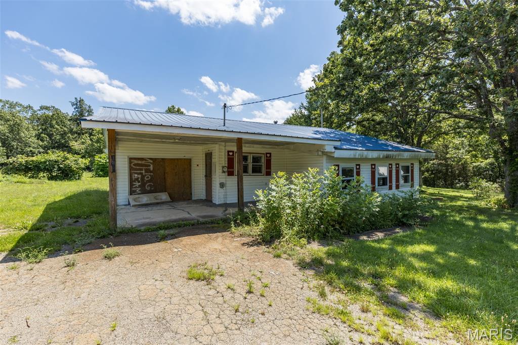 1901 & 1911 Howell Road Property Photo 12