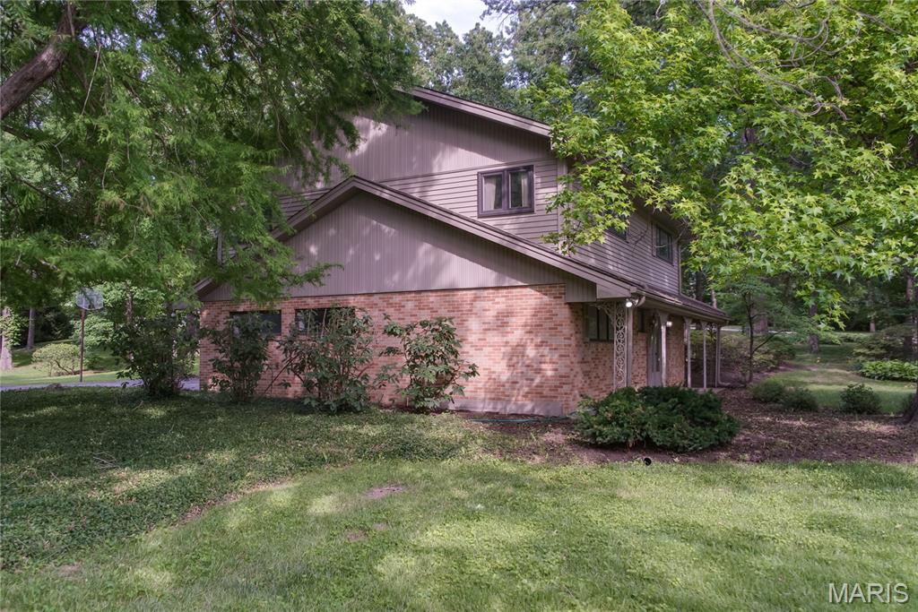 103 Frontenac Forest Property Photo 40