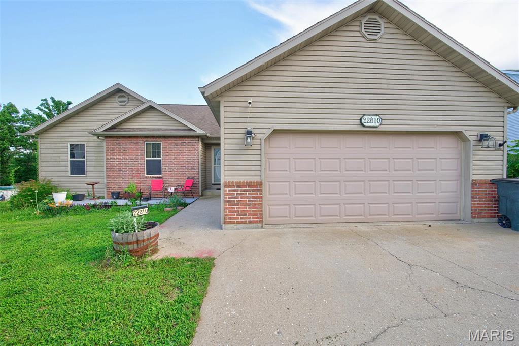 22810 Return Lane Property Photo 1