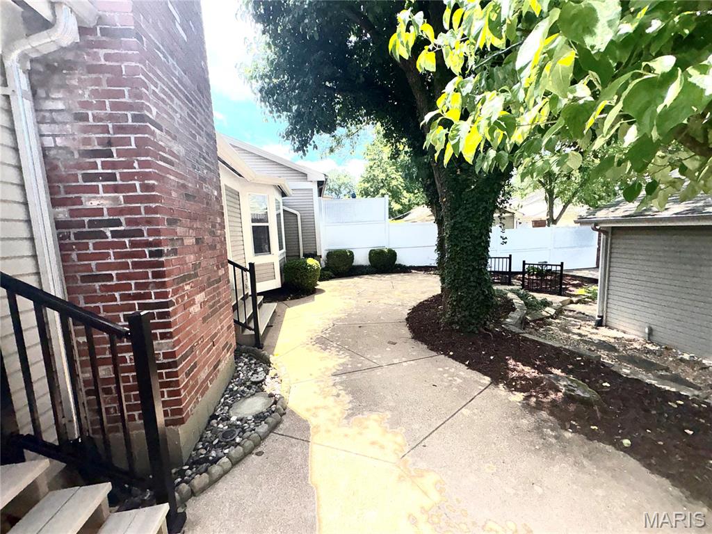 15803 Harris Ridge Court Property Photo 43