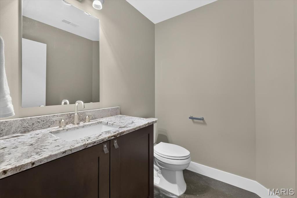 107 E Main Street Property Photo 32