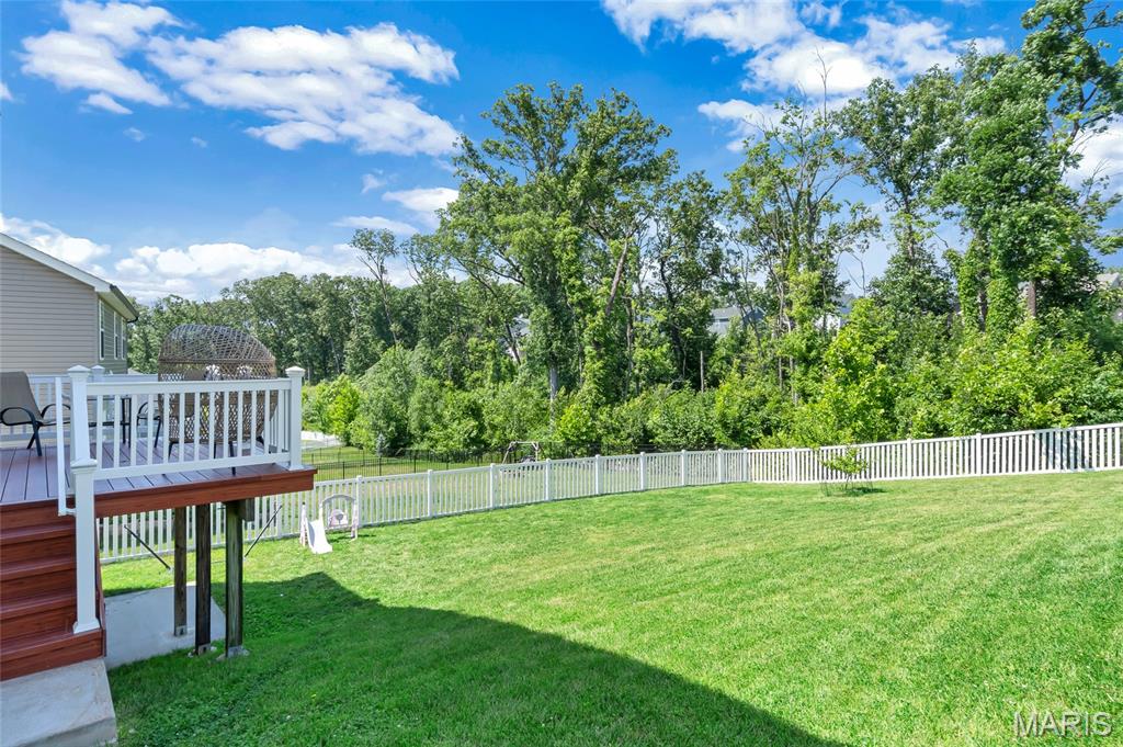 425 Dusty Brook Drive Property Photo 2