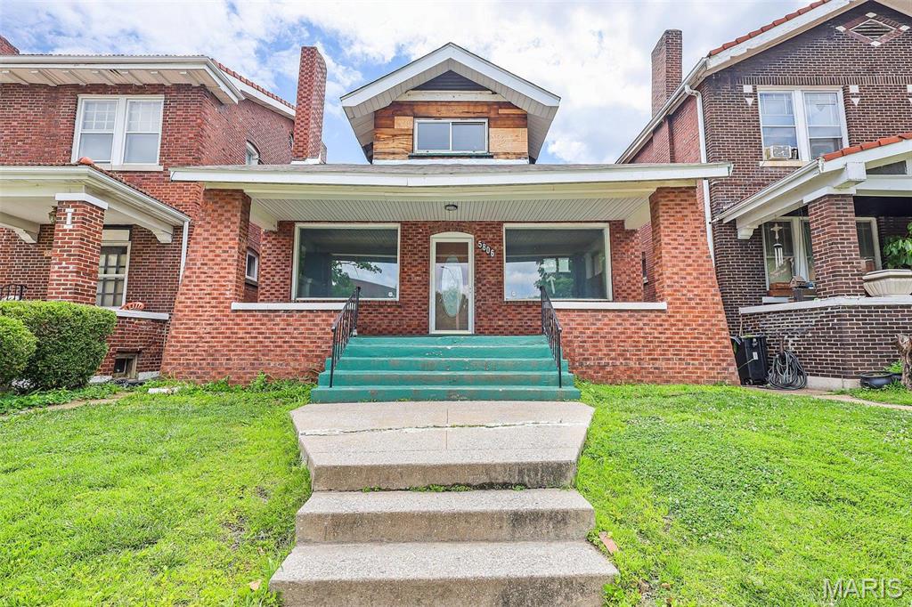 5806 Degiverville Avenue Property Photo 1