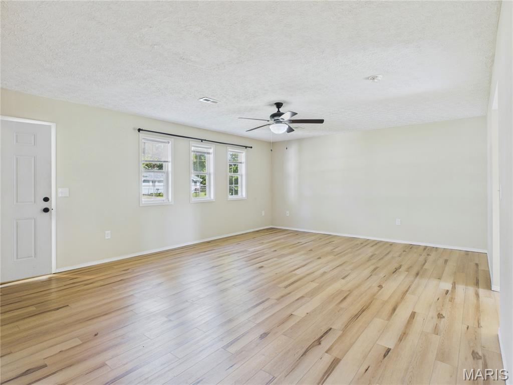 15420 Talbot Lane Property Photo 12
