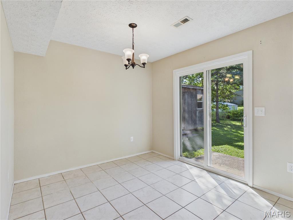 15420 Talbot Lane Property Photo 13