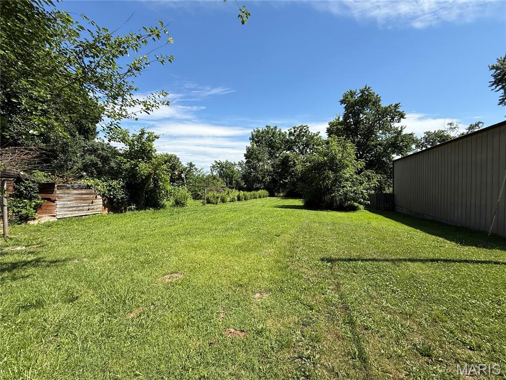 411 E Marvin Property Photo 6