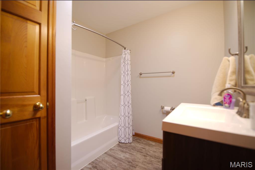 1008 Kamptown Drive C Property Photo 6