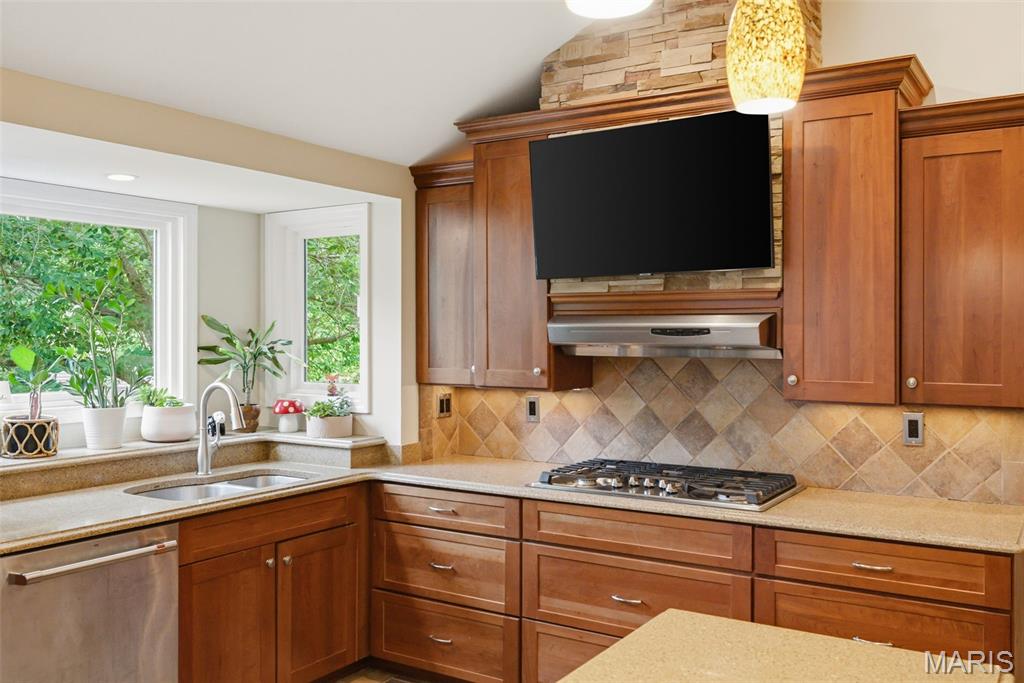 12906 Kings Row Lane Property Photo 40