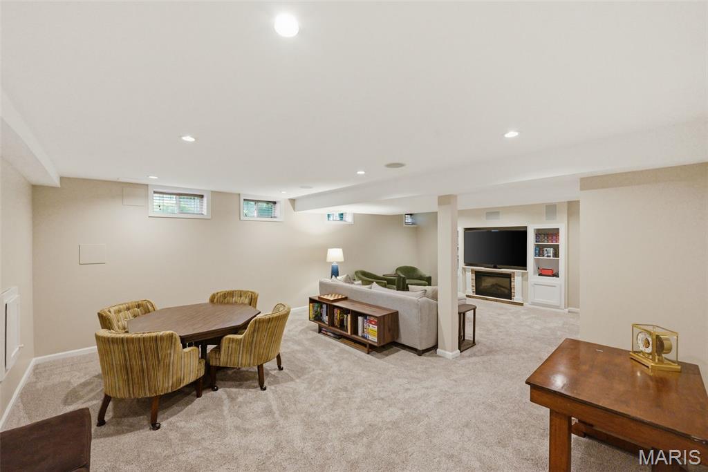 12906 Kings Row Lane Property Photo 57