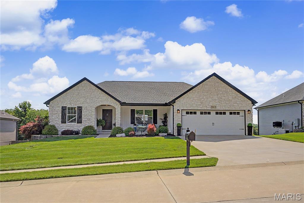 968 Lochinvar Lane