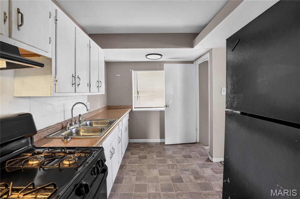 10829 Glen Garry Road Property Photo 6