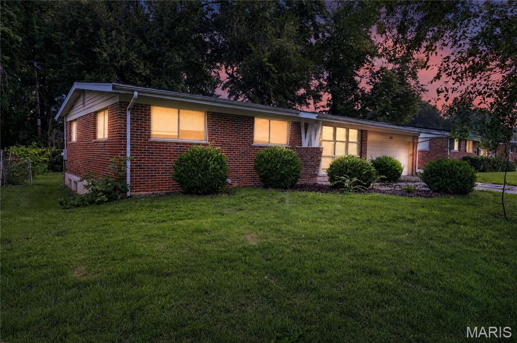 2365 Hallwood Drive Property Photo 1
