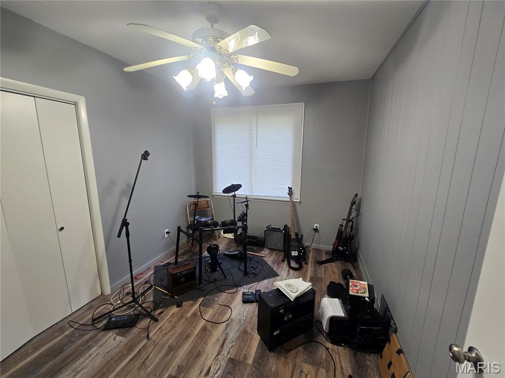 735 E Adams Street Property Photo 5