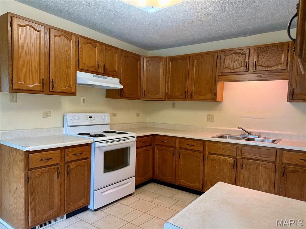 10 Cronin Court Property Photo 8