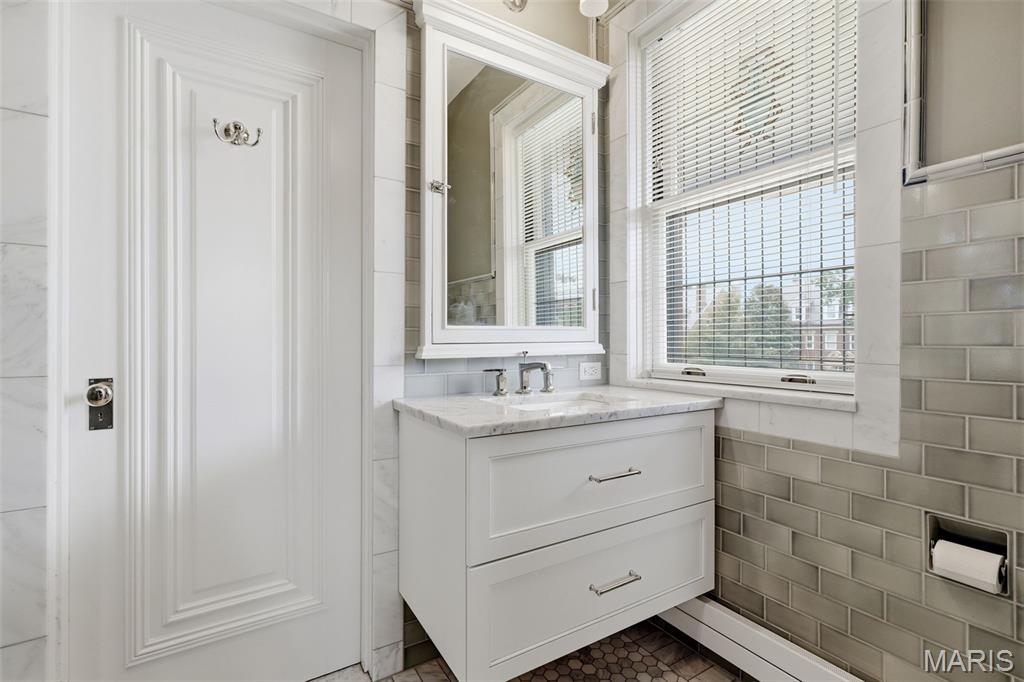 2 Hortense Place Property Photo 33