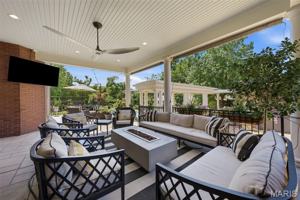 2 Hortense Place Property Photo 40