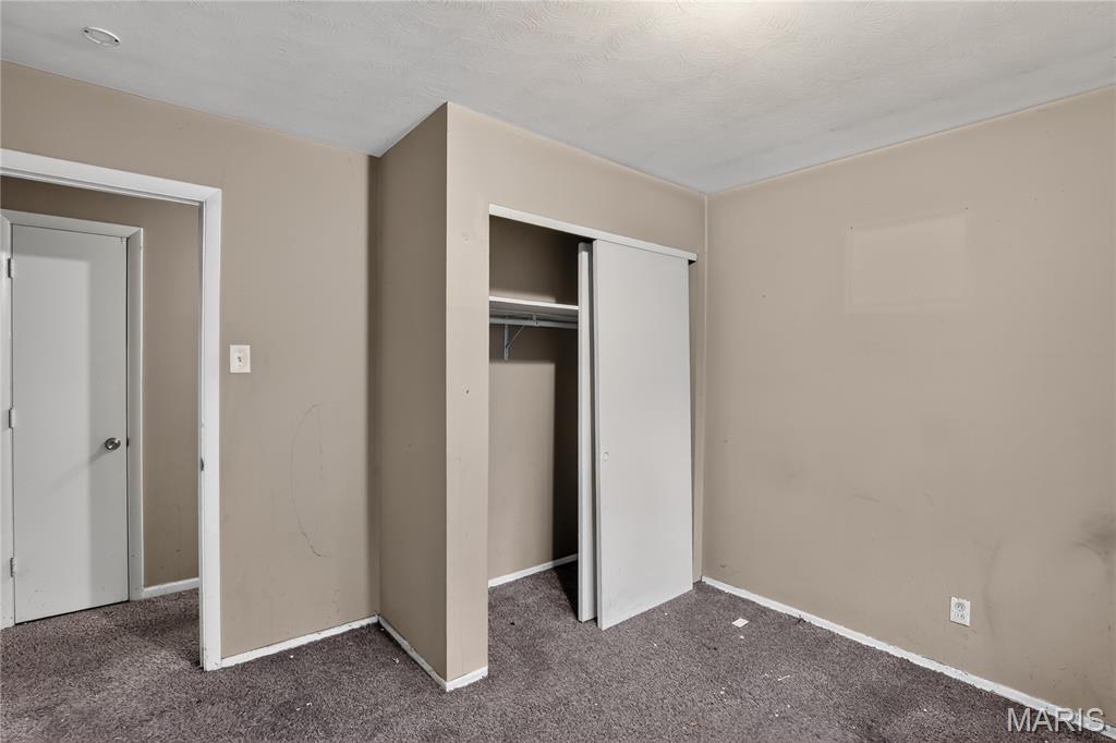2245 N Elizabeth Avenue Property Photo 10