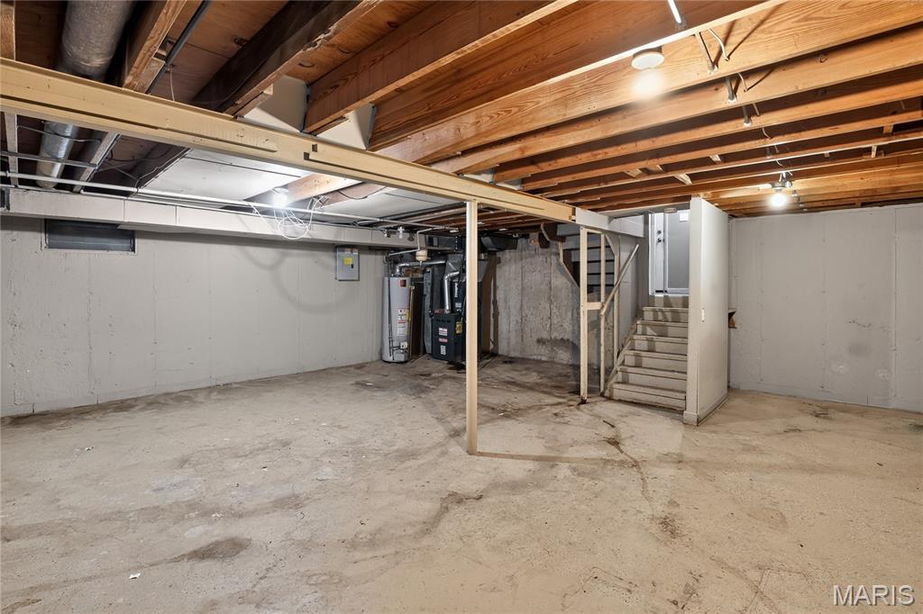 2245 N Elizabeth Avenue Property Photo 18