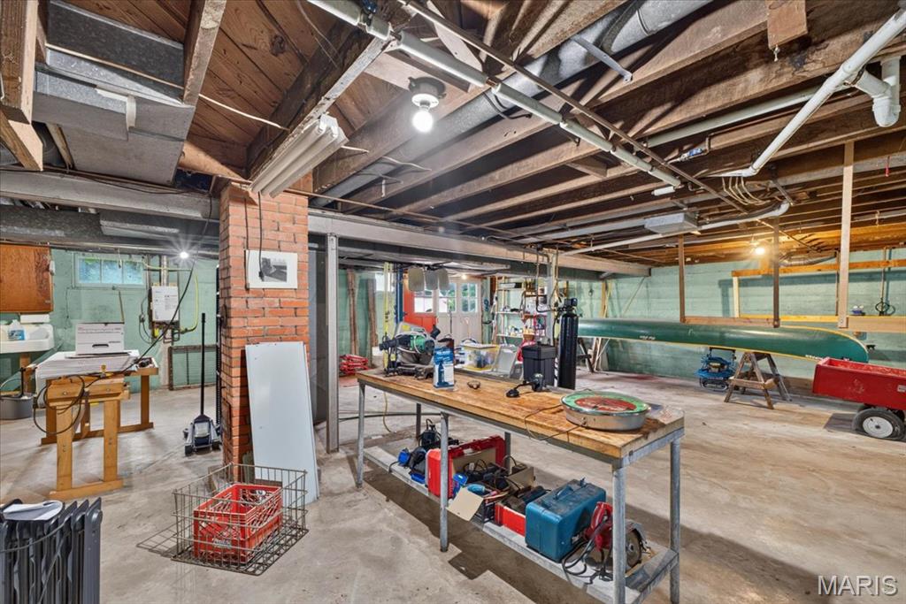 210 Lower Street Property Photo 28
