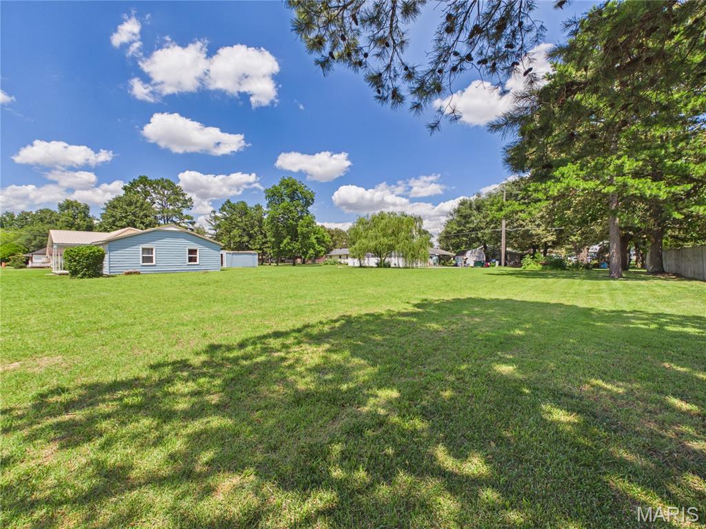 609 N Miller Street Property Photo 3