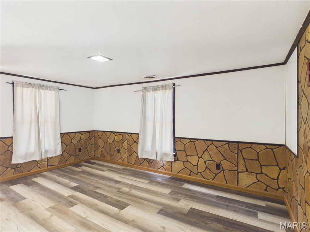 609 N Miller Street Property Photo 14