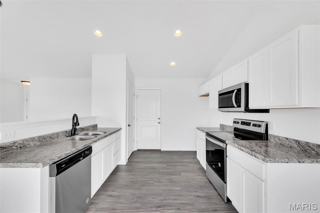 167 Bombadill Boulevard Property Photo 8