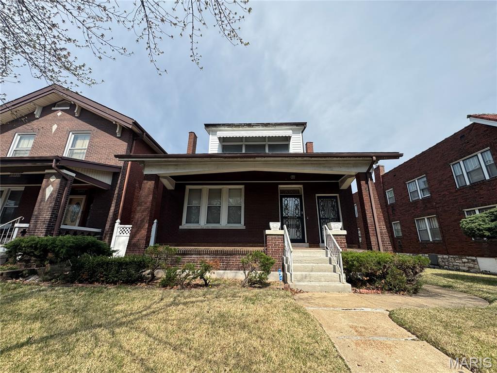 5381 Queens Avenue Property Photo 1