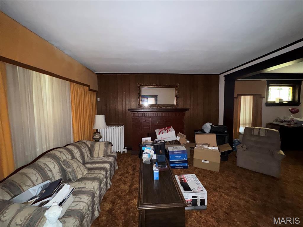 5381 Queens Avenue Property Photo 5