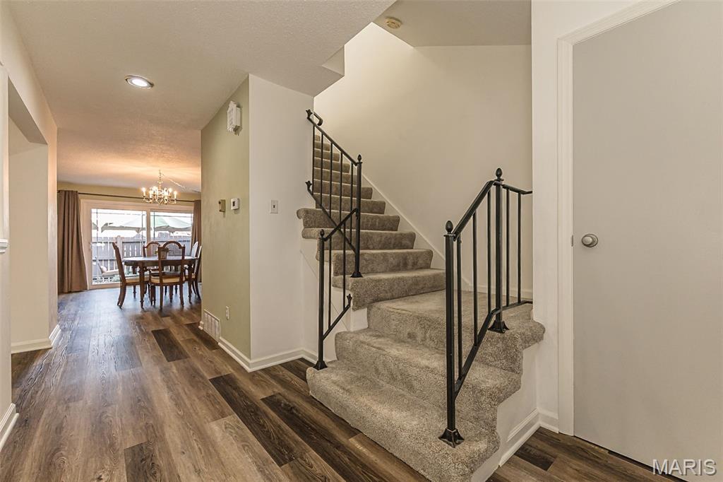 4327 Chateau De Ville Drive Property Photo 4