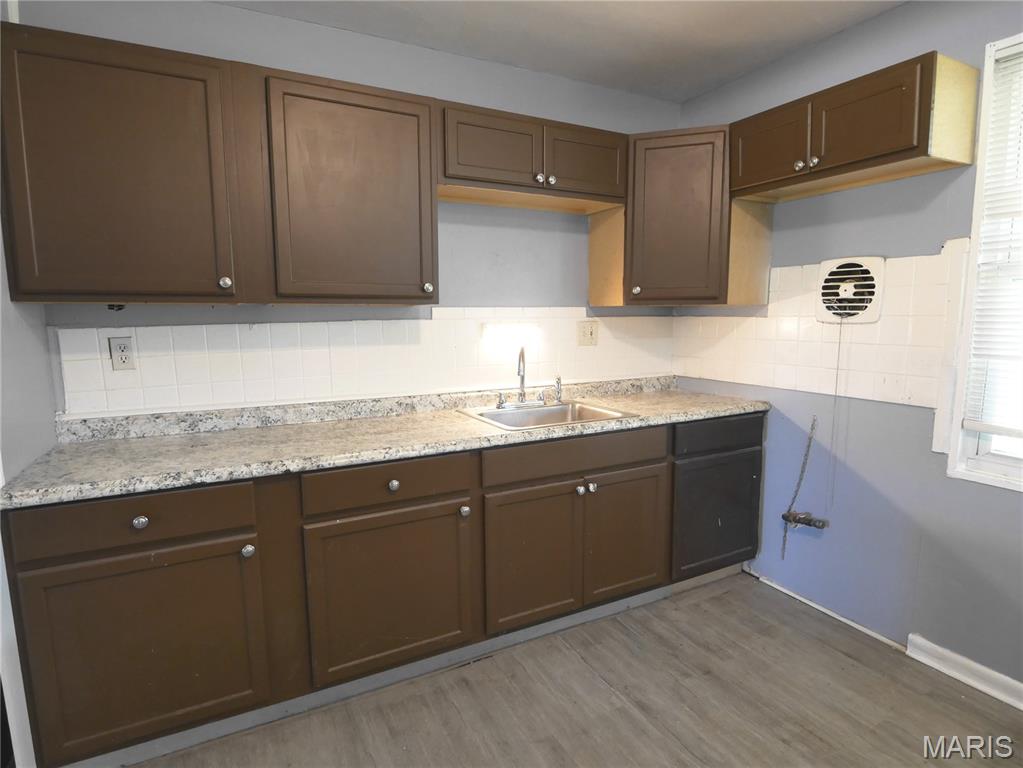 9736 Lanier Drive Property Photo 4