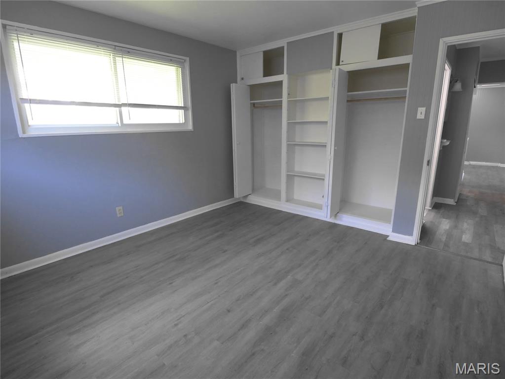 9736 Lanier Drive Property Photo 5