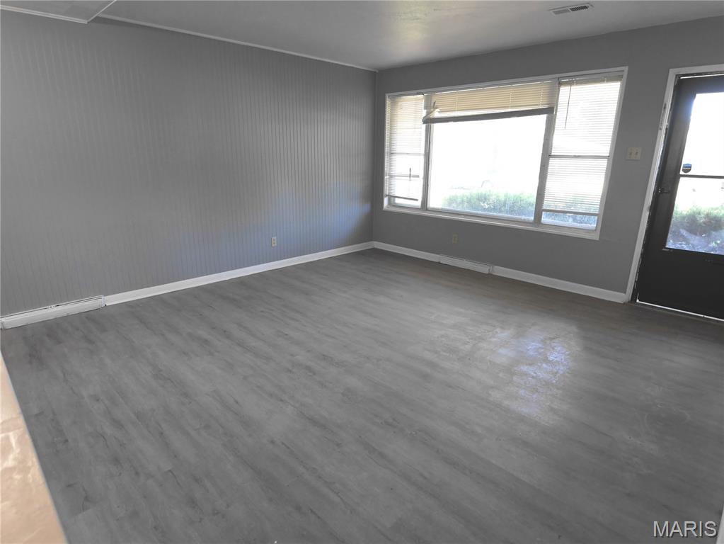 9736 Lanier Drive Property Photo 11