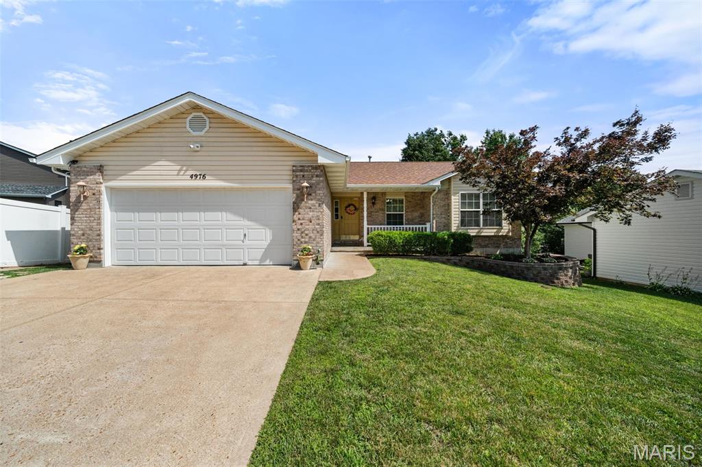 4976 Paradise Meadows Drive Property Photo 1