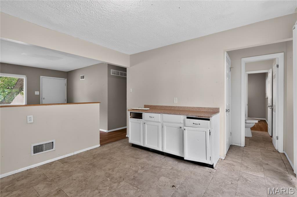 7480 Castro Drive Property Photo 9