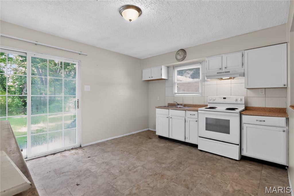 7480 Castro Drive Property Photo 10
