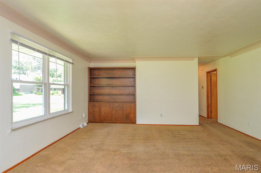 37 Hemlock Property Photo 14