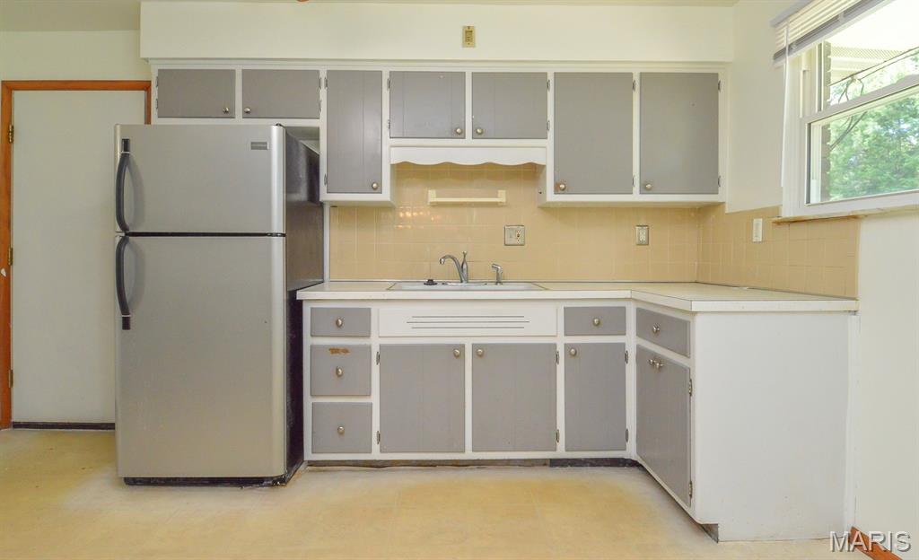 37 Hemlock Property Photo 20