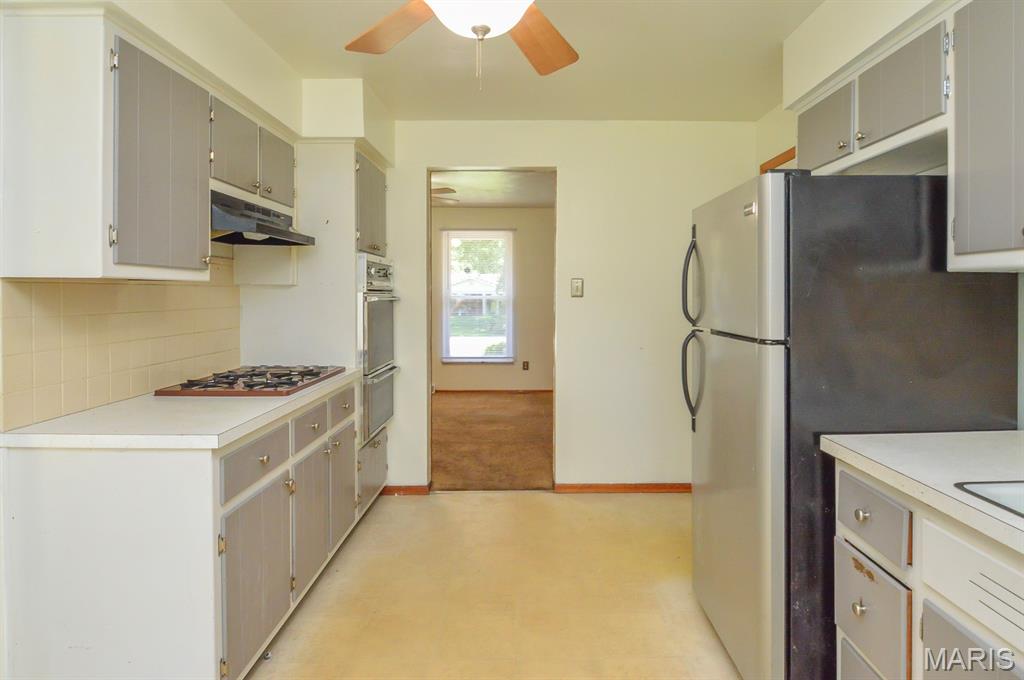 37 Hemlock Property Photo 21
