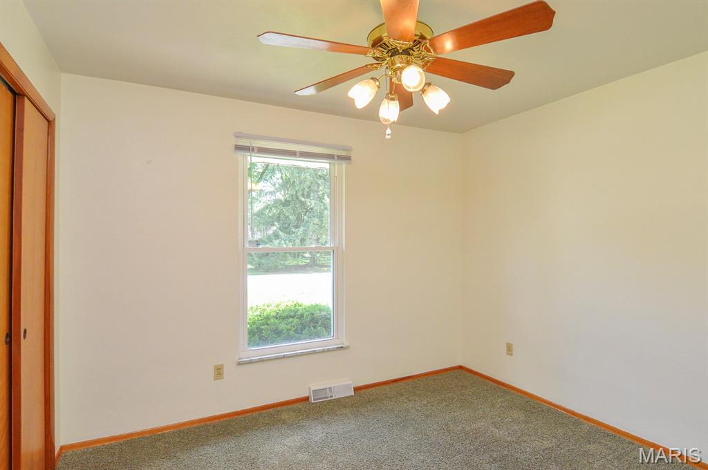 37 Hemlock Property Photo 27