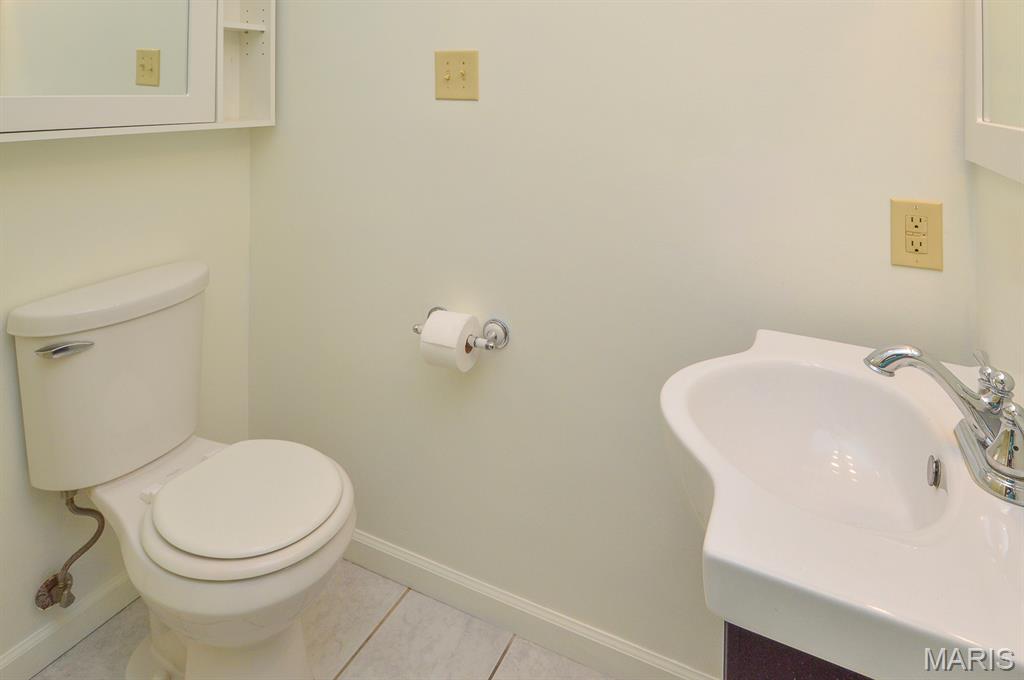 37 Hemlock Property Photo 32