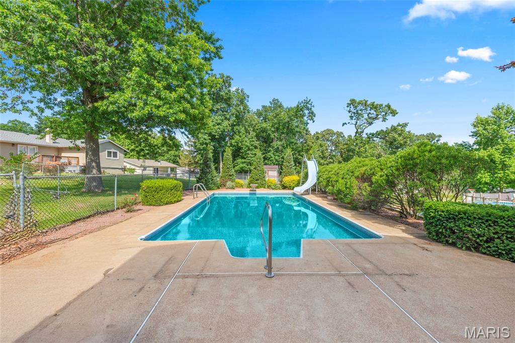 5812 Birch Hollow Drive Property Photo 36