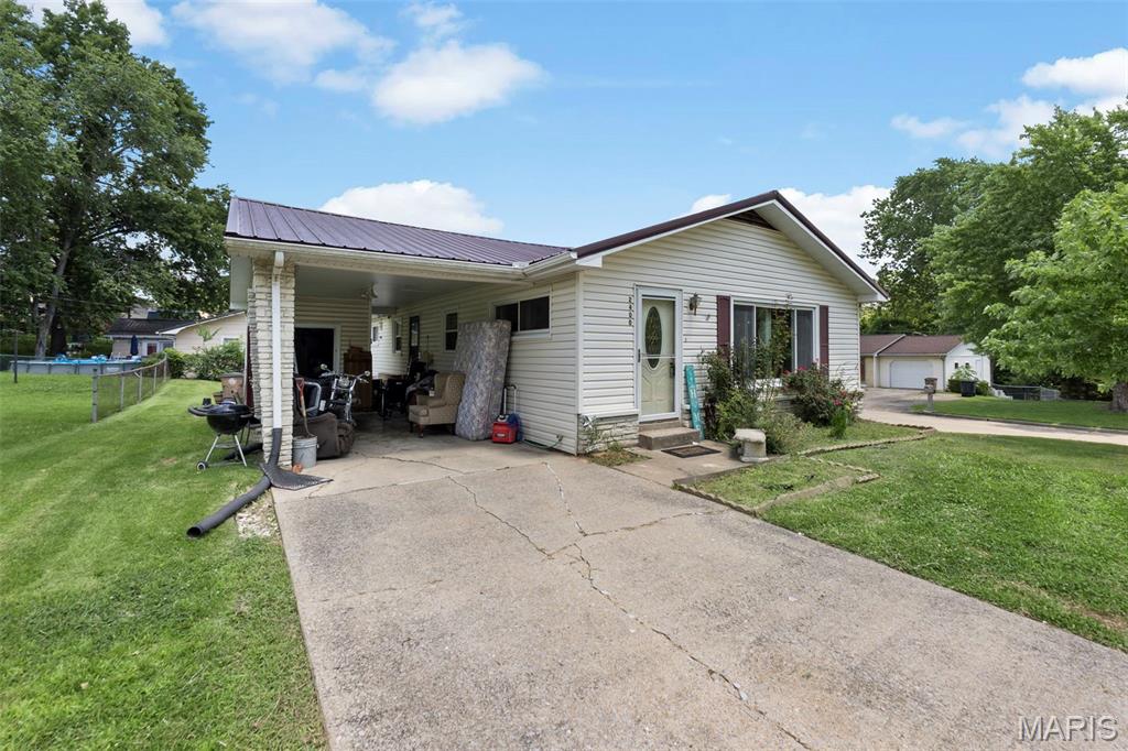 2400 Albert Rasche Drive Property Photo 2