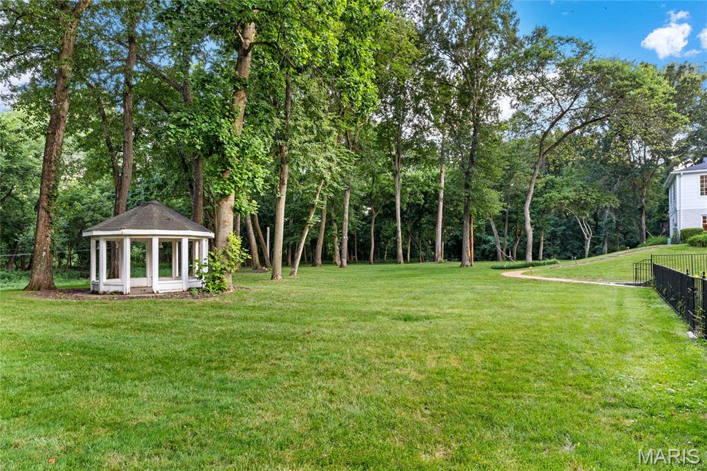 34 Somerset Downs Drive Property Photo 20