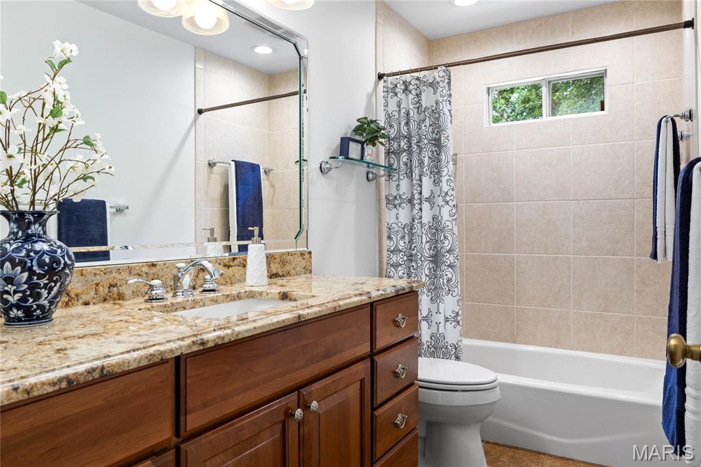 34 Somerset Downs Drive Property Photo 57